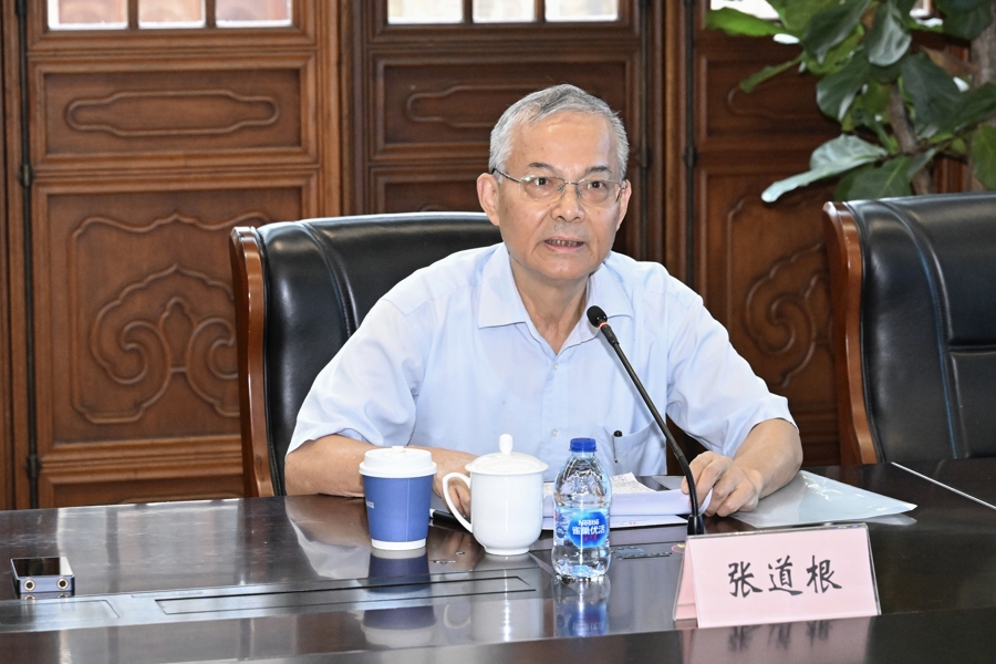 四位大咖相聚“思享汇” 共话上海“十五五”发展新环境新空间_四位大咖相聚“思享汇” 共话上海“十五五”发展新环境新空间_