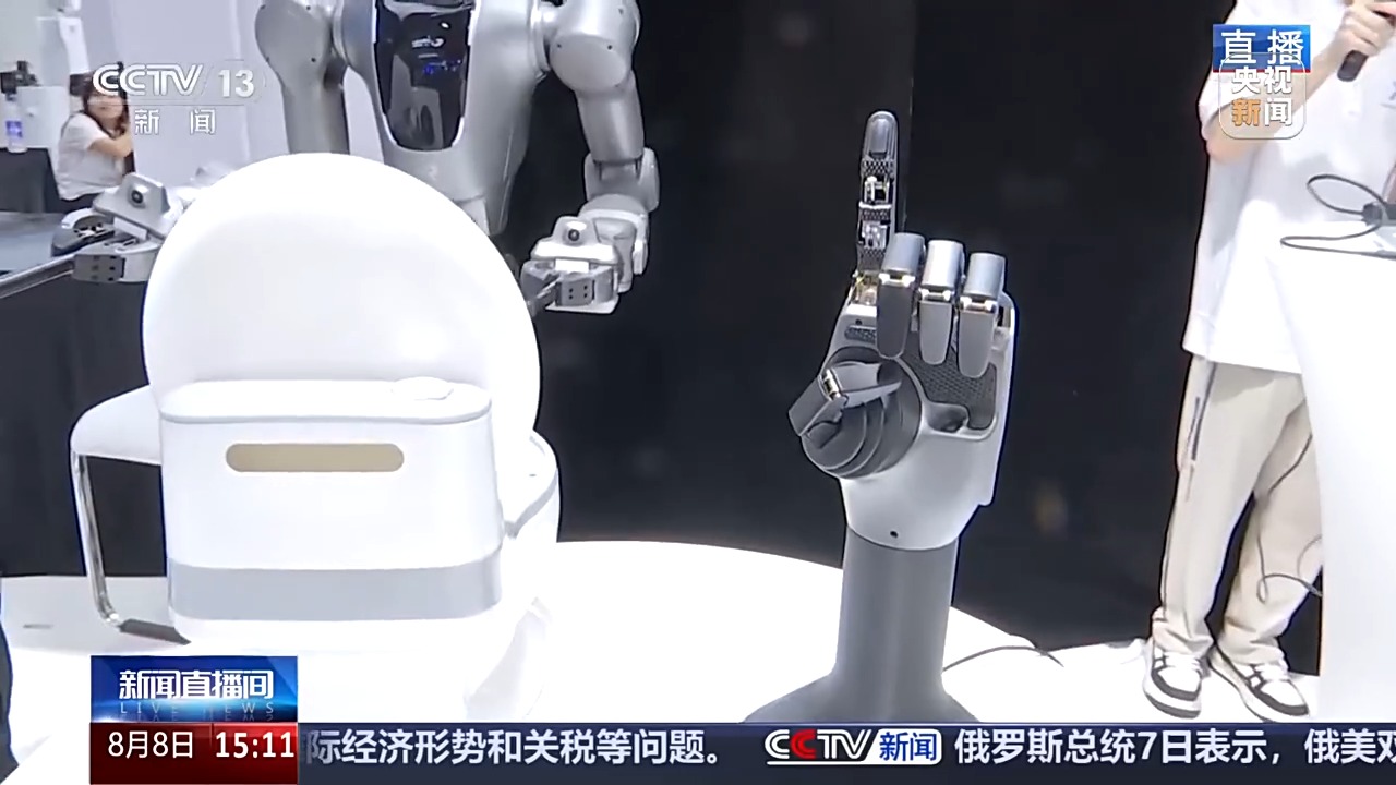 做家务的男人同款跳舞机__跳舞家务小能手