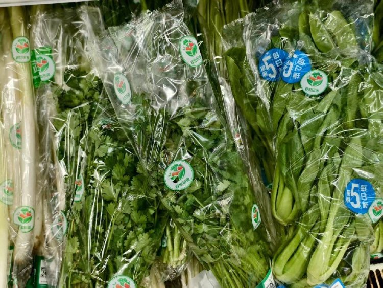 重庆传统商超密集“变身”，能否激活消费新活力_重庆传统商超密集“变身”，能否激活消费新活力_