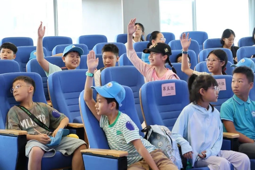 “启航”公益计划携手青少年数据科普活动，南沙学子探秘广州数据交易所_“启航”公益计划携手青少年数据科普活动，南沙学子探秘广州数据交易所_